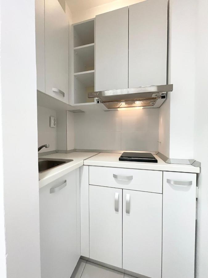 Victoriei Central Studio Apartment Bucharest Exterior photo